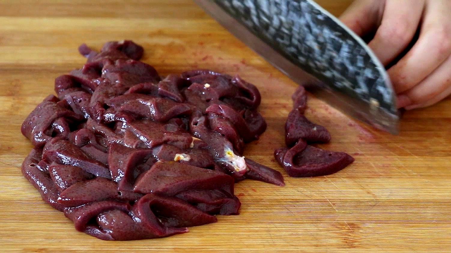 宝妈吃的爆炒猪肝,麻油炒猪肝中的麻油是什么油