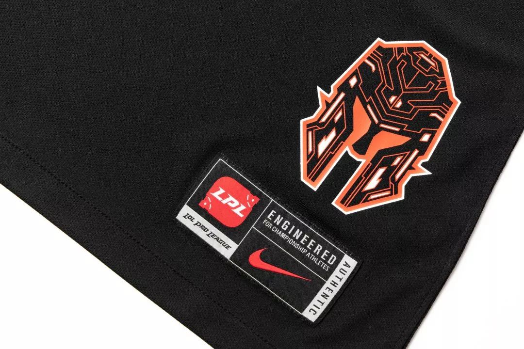 nikelpl队服,英雄联盟lpl与nike