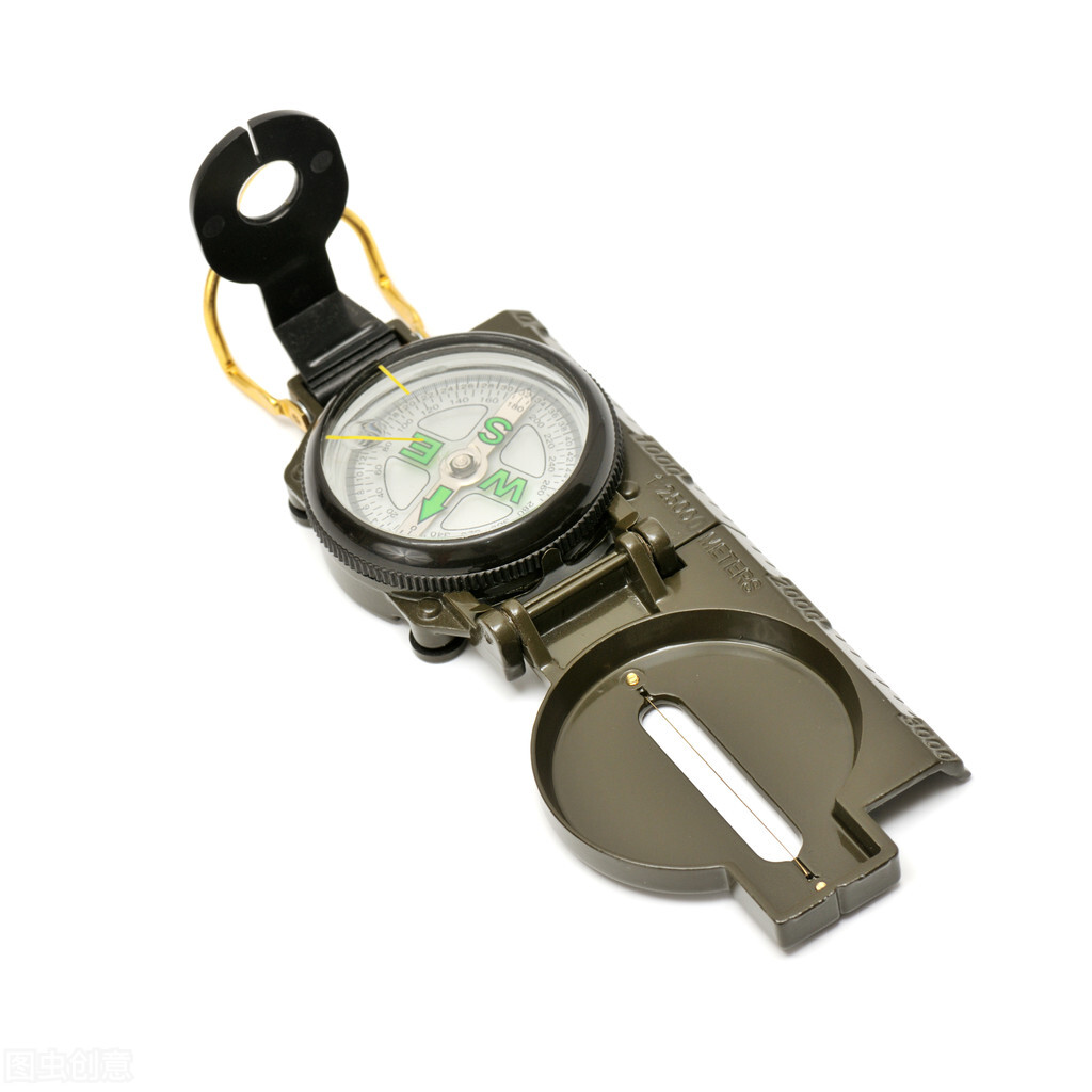 冬天和夏天如何选择腕表 (如何选择一款合适的户外手表)