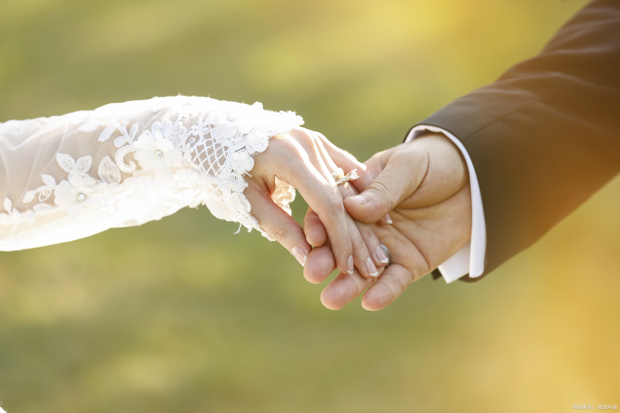 低级女人的表现有哪些,男人眼中的廉价女人该怎么做