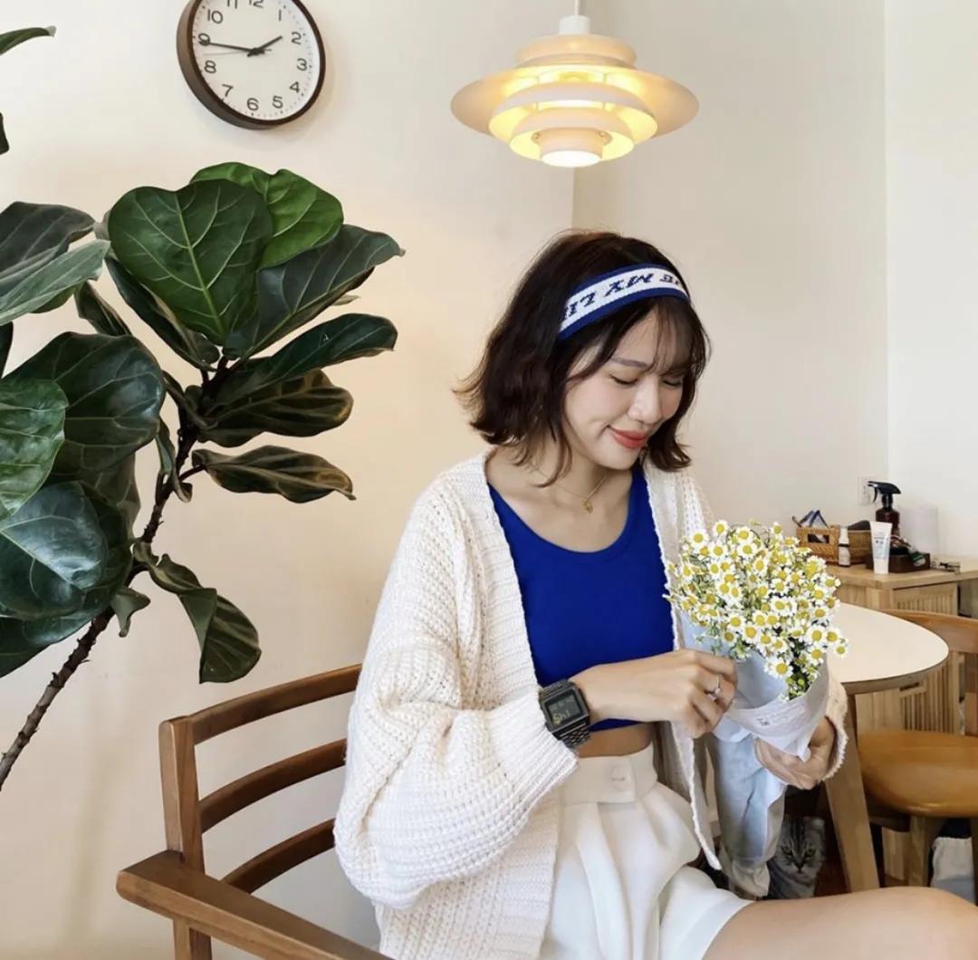 还在追韩系fashion？我已经掉入了泰妹Lisa的坑