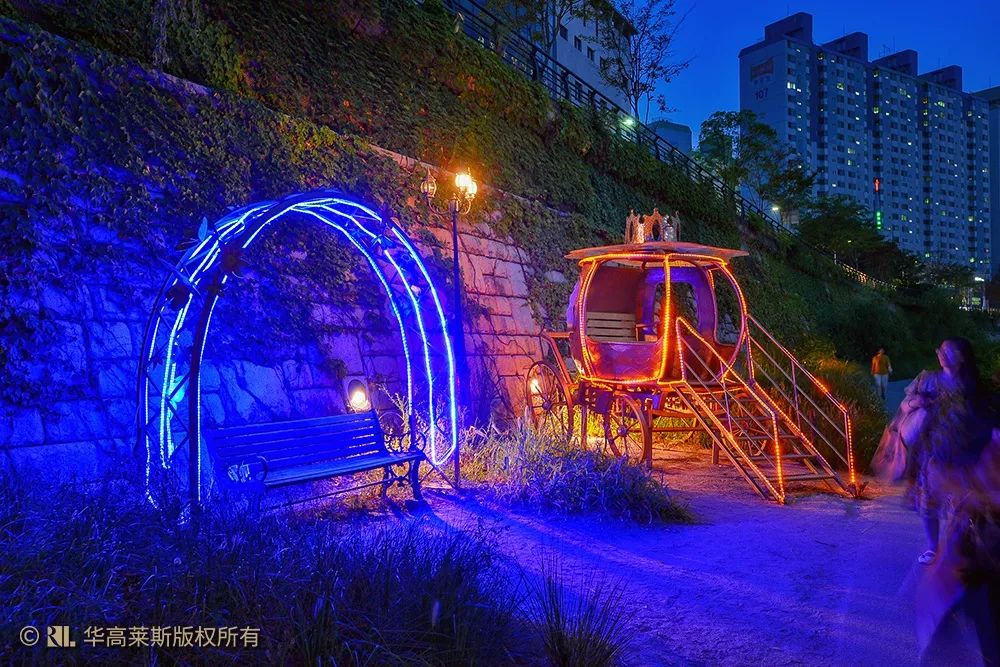 〖丈量城市〗大拆小建的「生态经济学」：清溪川