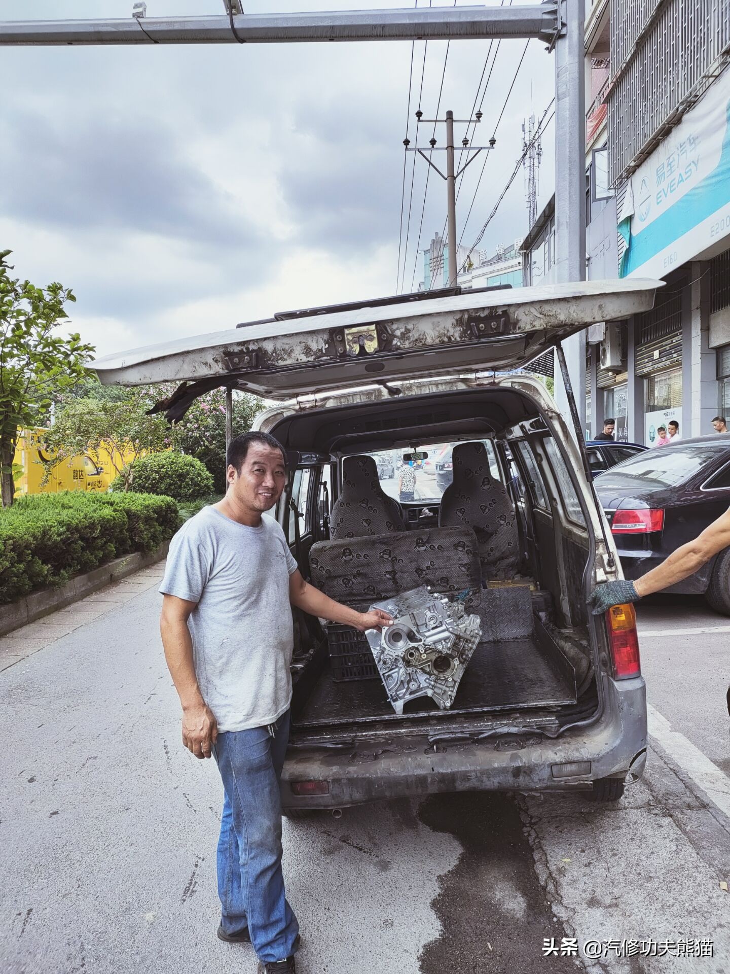 2010年的奥迪a6l2.8烧机油吗,08年奥运版奥迪a6值多少钱