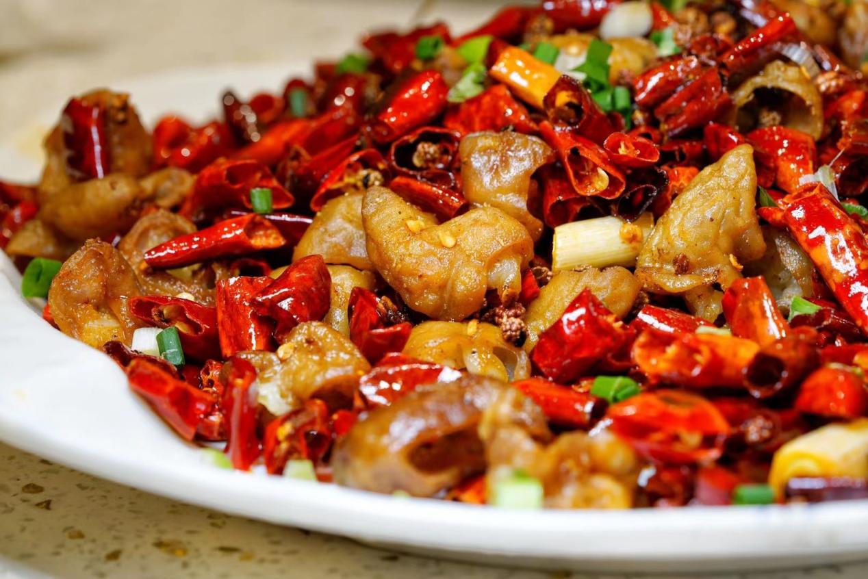 重庆万州烤鱼20年老店,谭记万州烤鱼沙坪坝总店