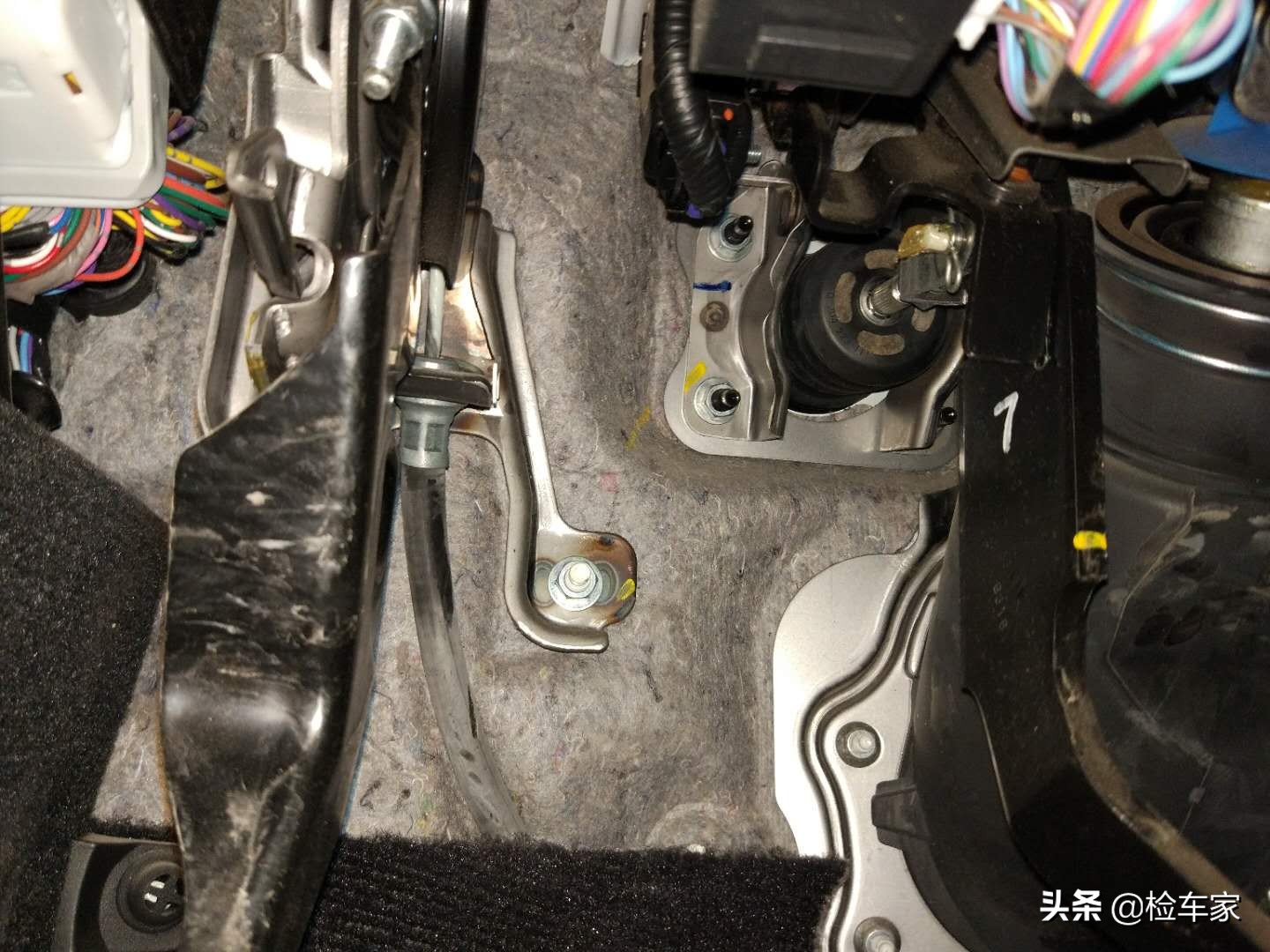 英菲尼迪q70更换全车胶套,英菲尼迪qx70防尘套