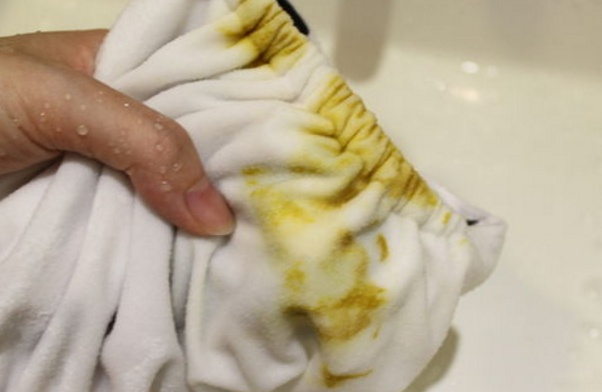 买回来的尿布怎么清洗,如何清洗新生儿尿布上的大便