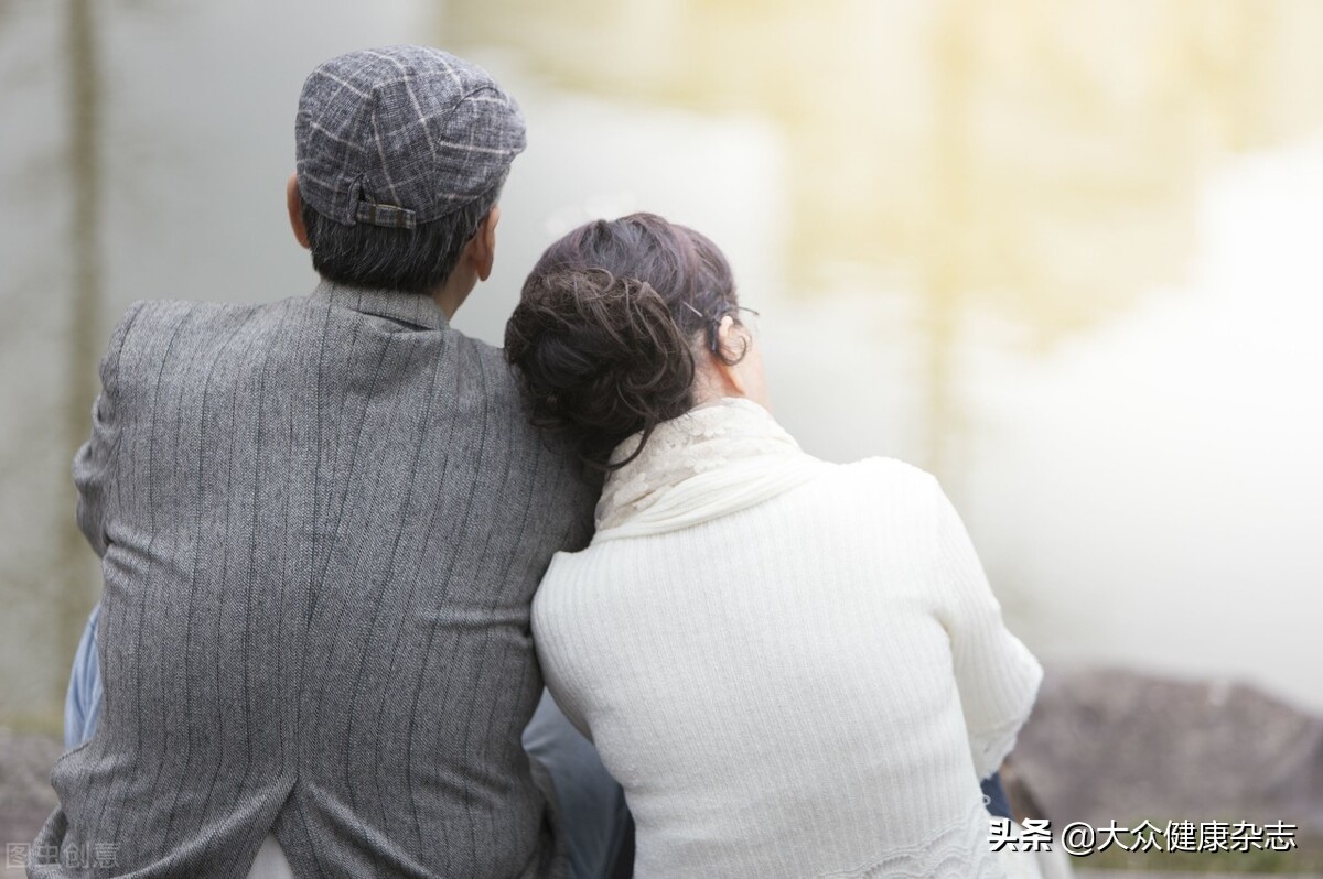 人老了特别能睡,人老了仍然有属于自己的权利