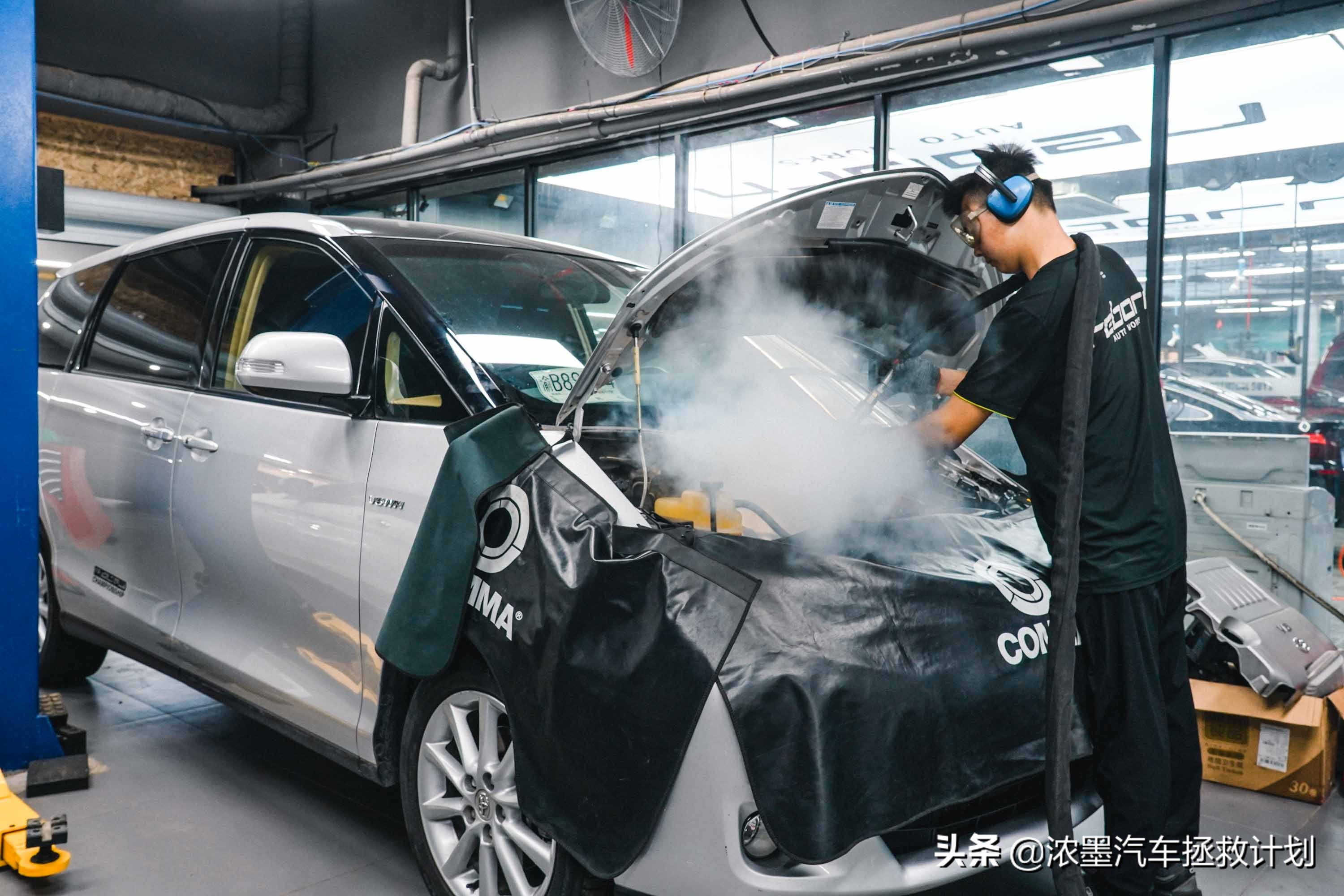 一代经典丰田普瑞维亚,丰田普瑞维亚依然经典