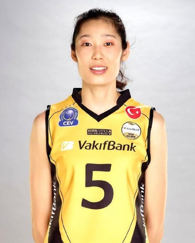 中国女排vs加拿大女排首发名单,泰国女排决赛中国女排名单