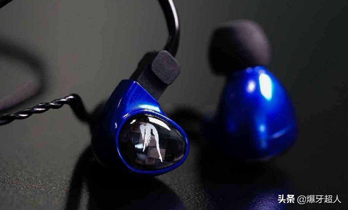 天使之音？艾利和BillieJean：一款让人难忘的耳机