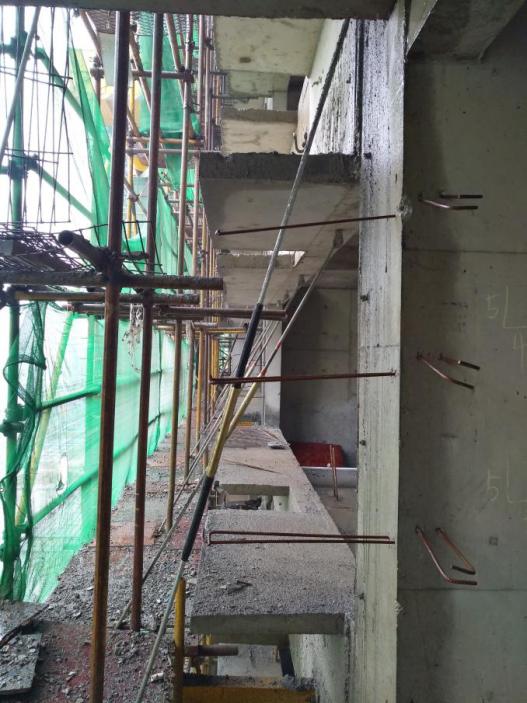 新型悬挑脚手架孔洞不漏水,新型悬挑脚手架如何预埋