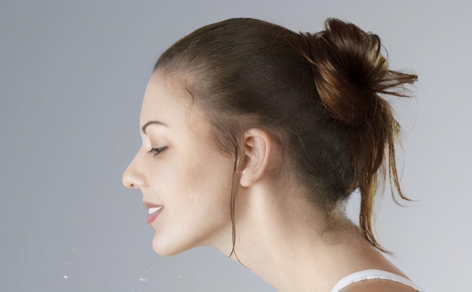 孕妇身体干燥起皮怎么补水最快,冬季孕妈皮肤干燥怎么办