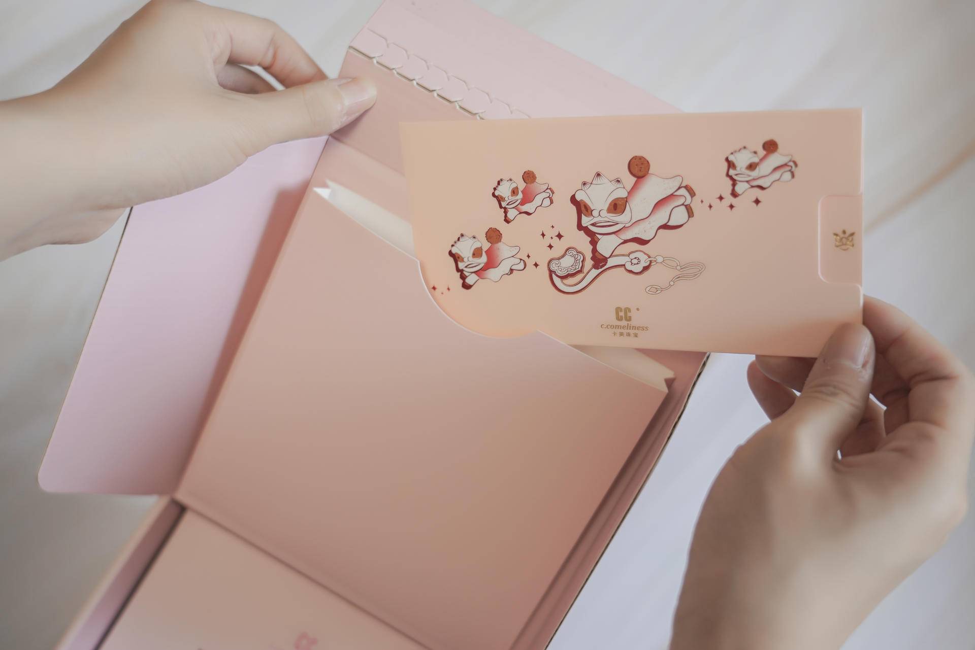 送女朋友珠宝应该送什么,送女友有寓意的首饰