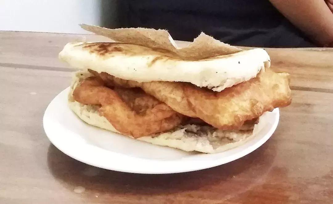 北京最红四家糖油饼早餐店测评!以前你吃的可能都是假的~