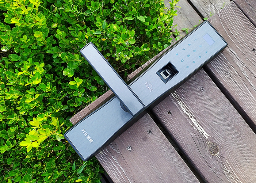 方正老款智能锁指纹锁,振兴安防智能锁好吗