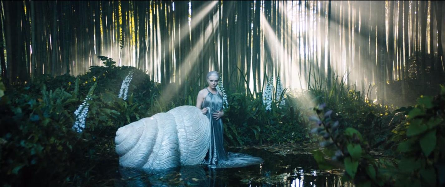 走进众神时代的唯美童话，Dior高订的14分钟到底在讲什么？