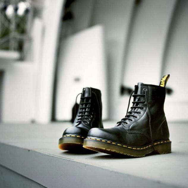 贝克汉姆小七马丁靴,保暖时尚马丁靴做硬朗帅气型男