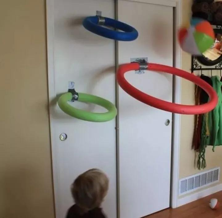 宅在家里跟宝宝玩亲子游戏,宅家里可以玩的亲子游戏