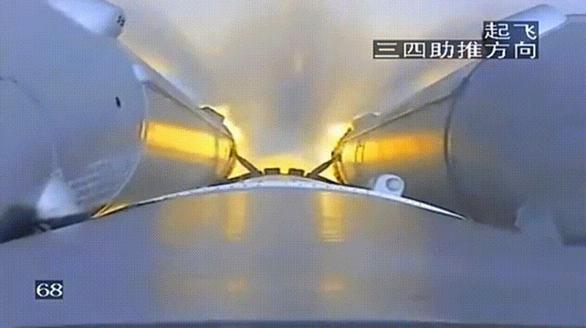 火箭发射前助推器为什么冒白烟,长征五号火箭掉落视频