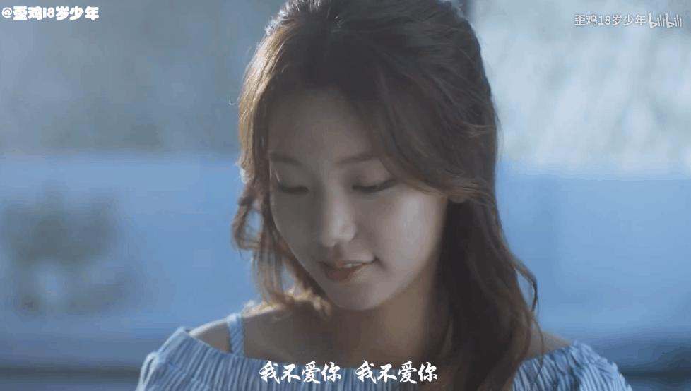 这个被嘲矮的超模火了！一脸硬伤，为啥还被Dior、Prada抢着宠？