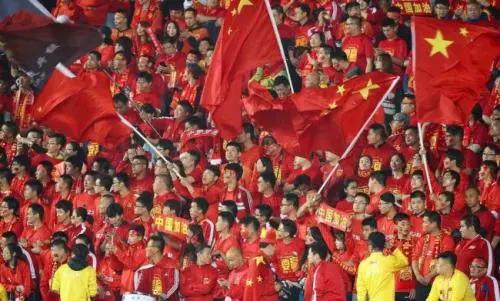 不会踢球的人对足球的理解,足球对于球员意味着什么