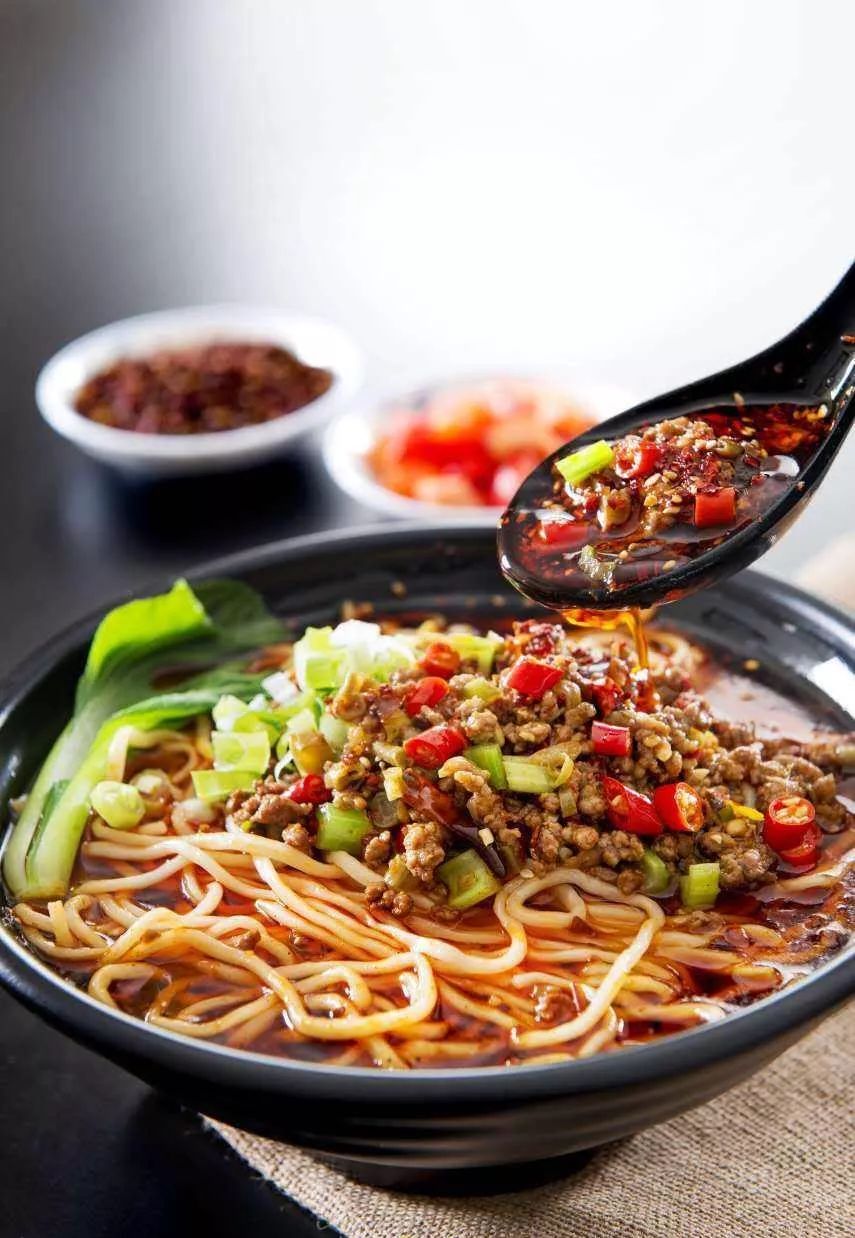 中国人最爱吃的四碗面条,最好吃的面条50一碗