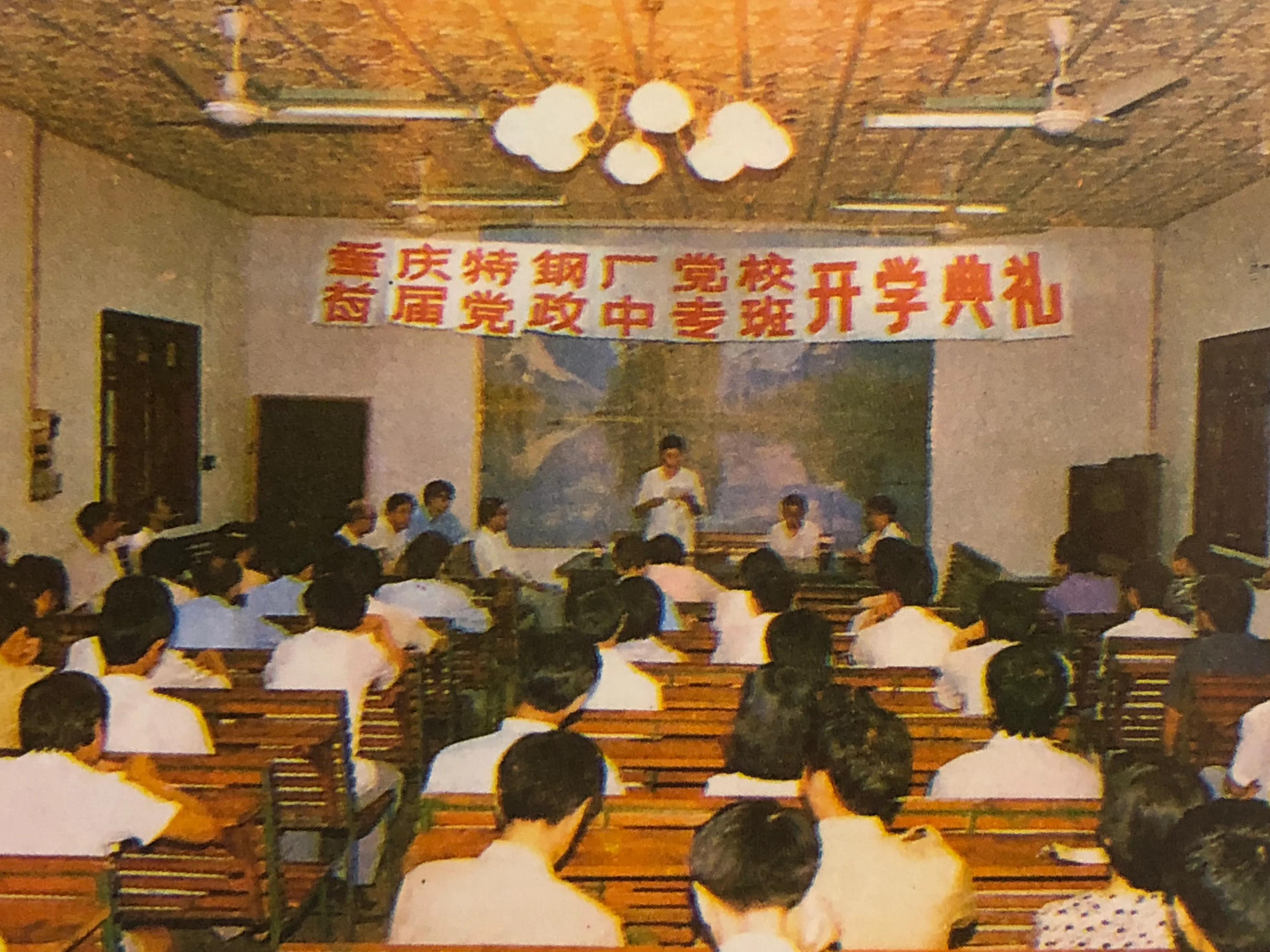 婕閲嶅簡瑙嗛,婕閲嶅簡