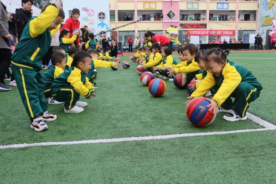 东升高沙幼儿园趣味运动会,南鹰幼儿园趣味运动会