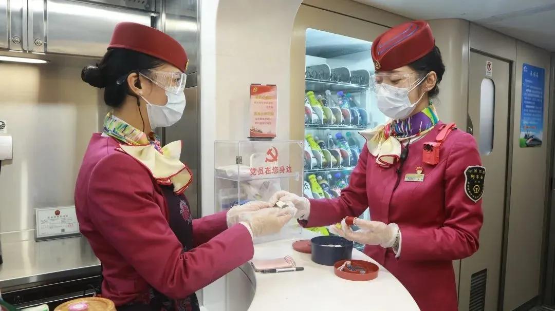 最长列车多少节车厢,列车长属于什么段