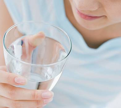 女性泌尿系统反复感染怎么办,女性尿道炎反复发作怎么治啊