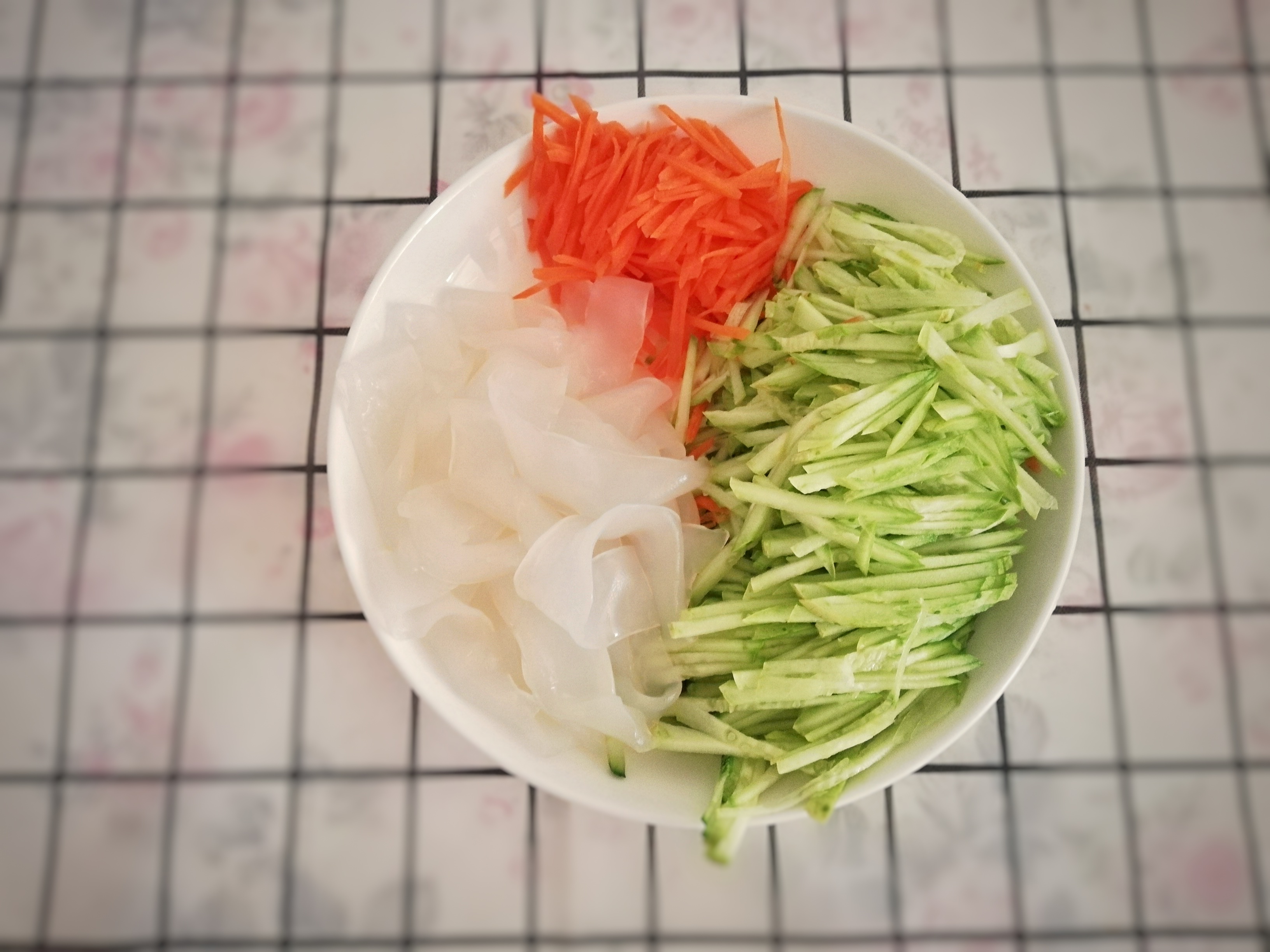 正宗东北大拉皮是酸甜口的吗,东北大拉皮正宗的吃法