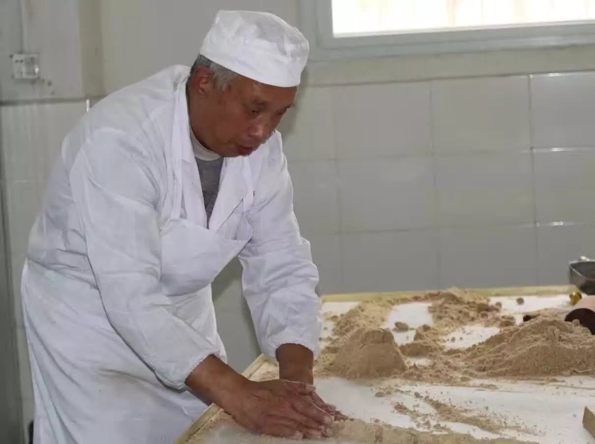 坚守与创新：双和酥糖，不只是让你的味蕾在春节时才领略它的温柔