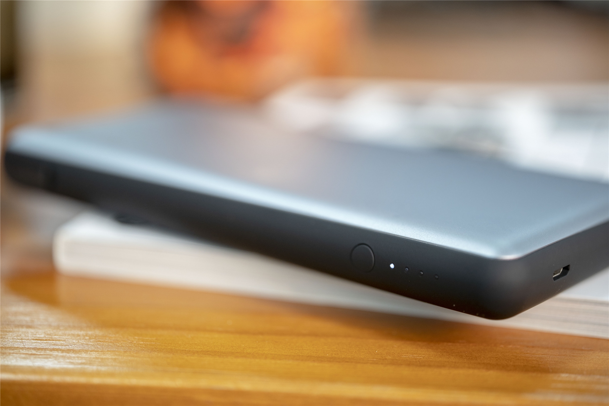 mophie移动电源10000mah可以充几次,mophiepowerstationproxl移动电源