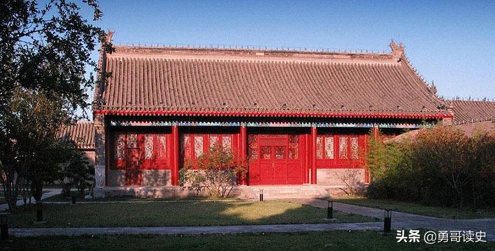 被七万大洋卖掉的铁帽子王府如何变成了高级饭店?