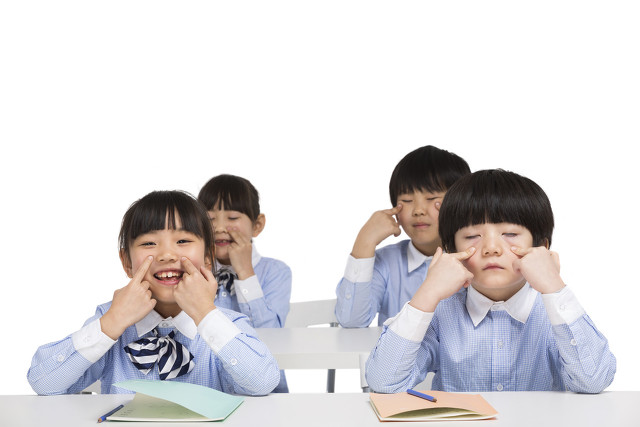 650度近视可以恢复正常吗,近视650度可以剧烈运动吗