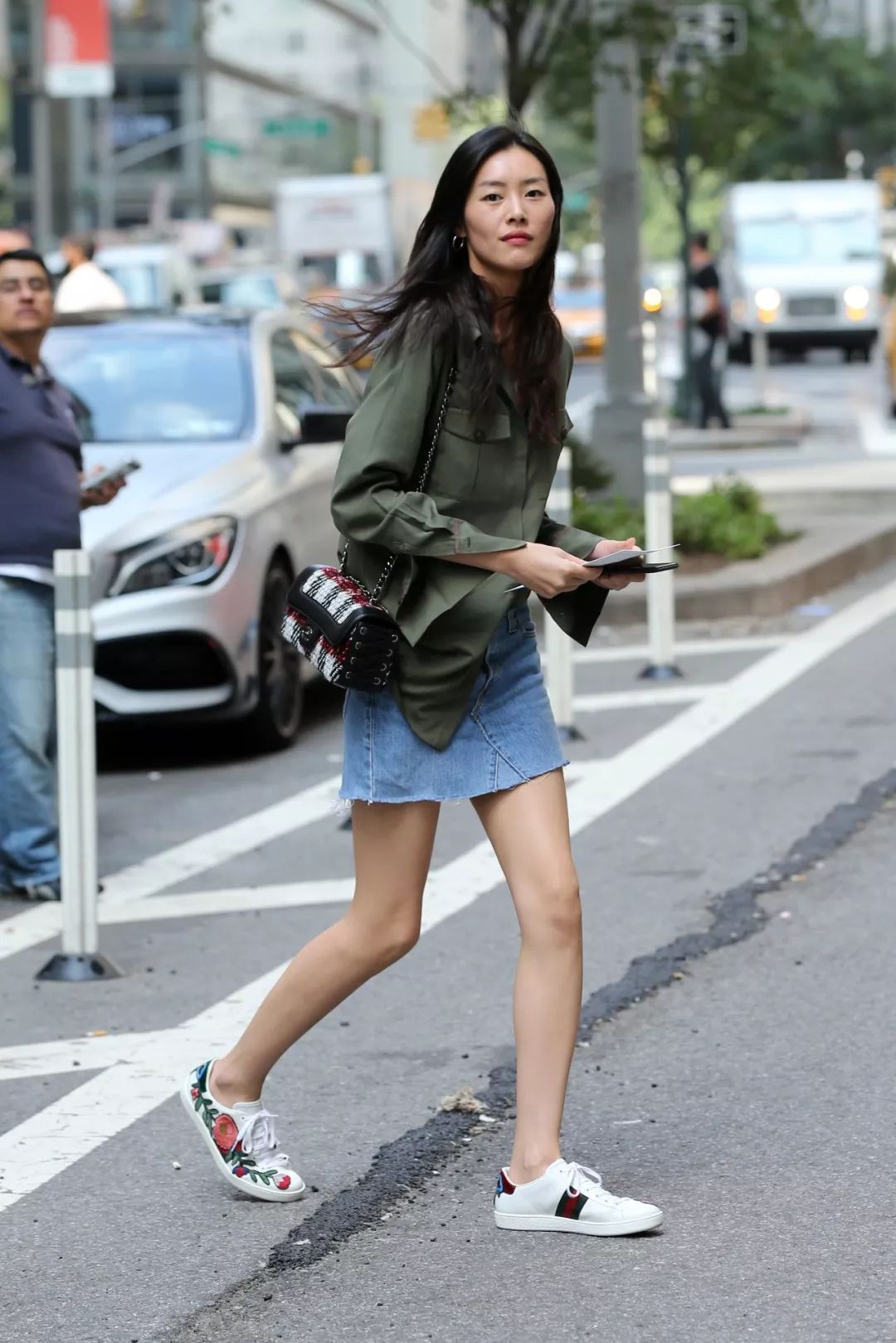 gucci的设计风格 (设计高调的gucci为什么卖得这么好)