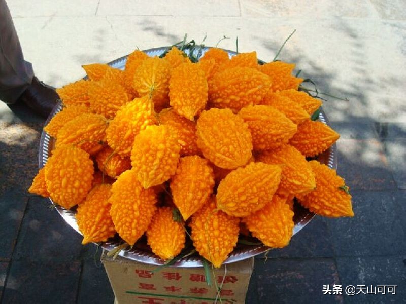 *疆新**有什么特色水果？收藏好，来了要多吃