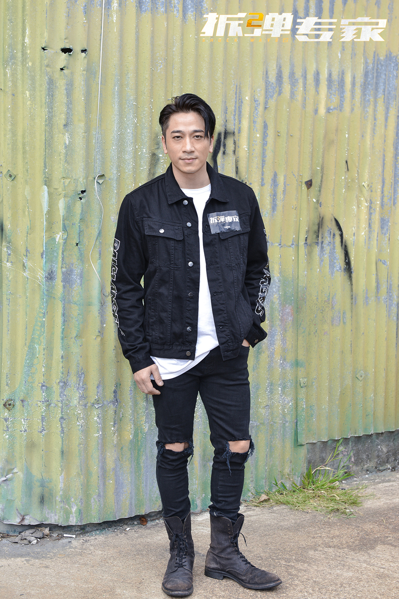 刘德华伤后全面复出接拍《拆弹专家2》搭档倪妮有没有CP感？