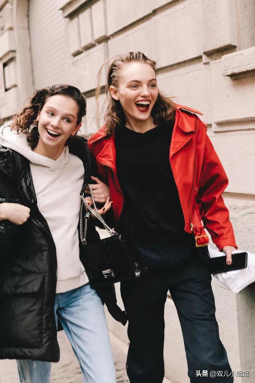 宽松版女款卫衣时尚款,秋冬时尚宽松卫衣冬