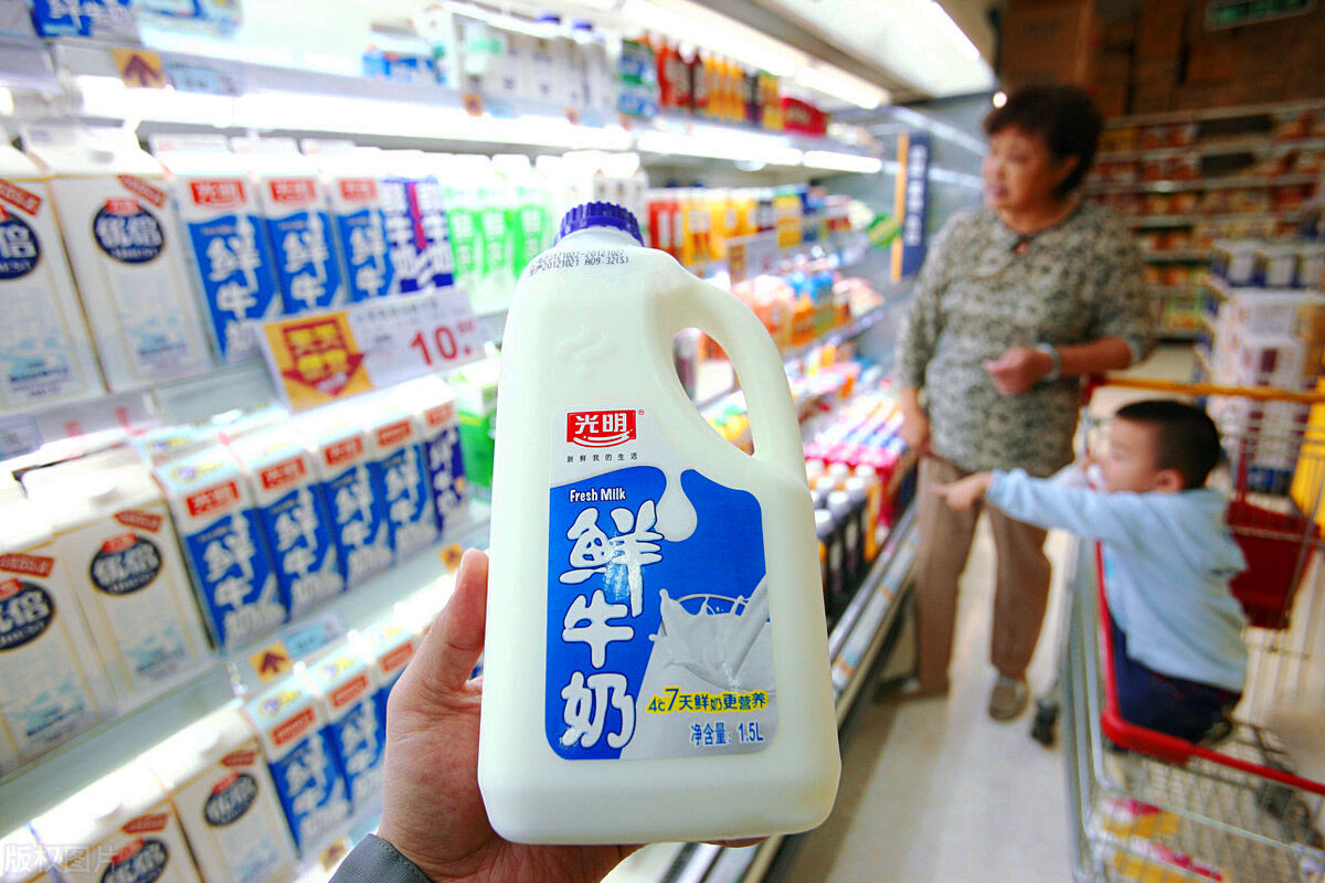 选购牛奶8大常识选出放心奶,牛奶选购标准