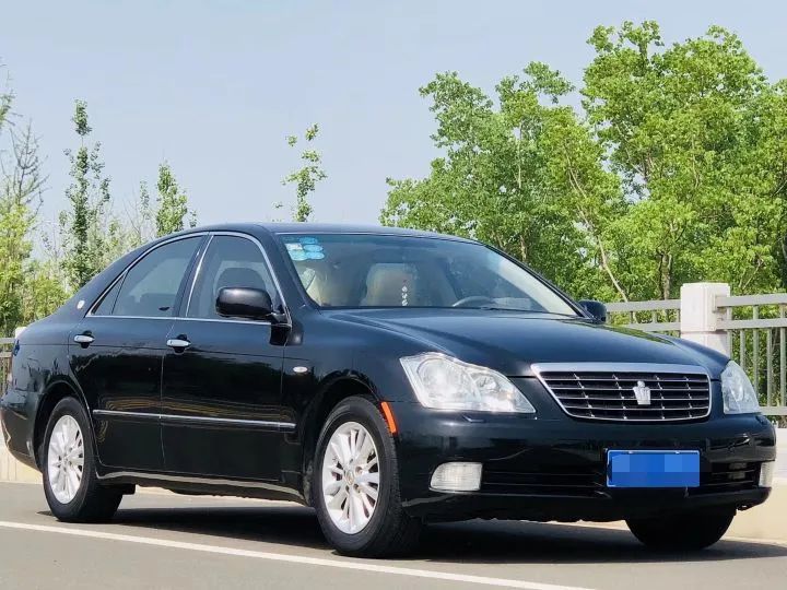 二手第七代凯美瑞值得买吗,七代凯美瑞2.5v顶配广东