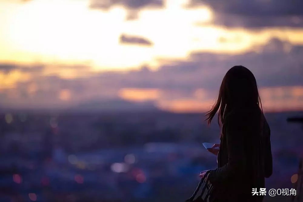 原来真正让人寒心的是亲人的伤害,亲人的伤害最心寒也最容易被原谅