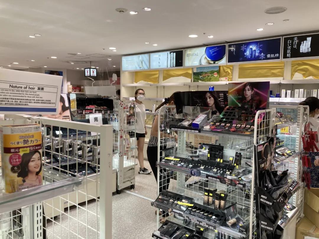 曾被中国人“爆买”的这家日本大手免税店，倒闭了