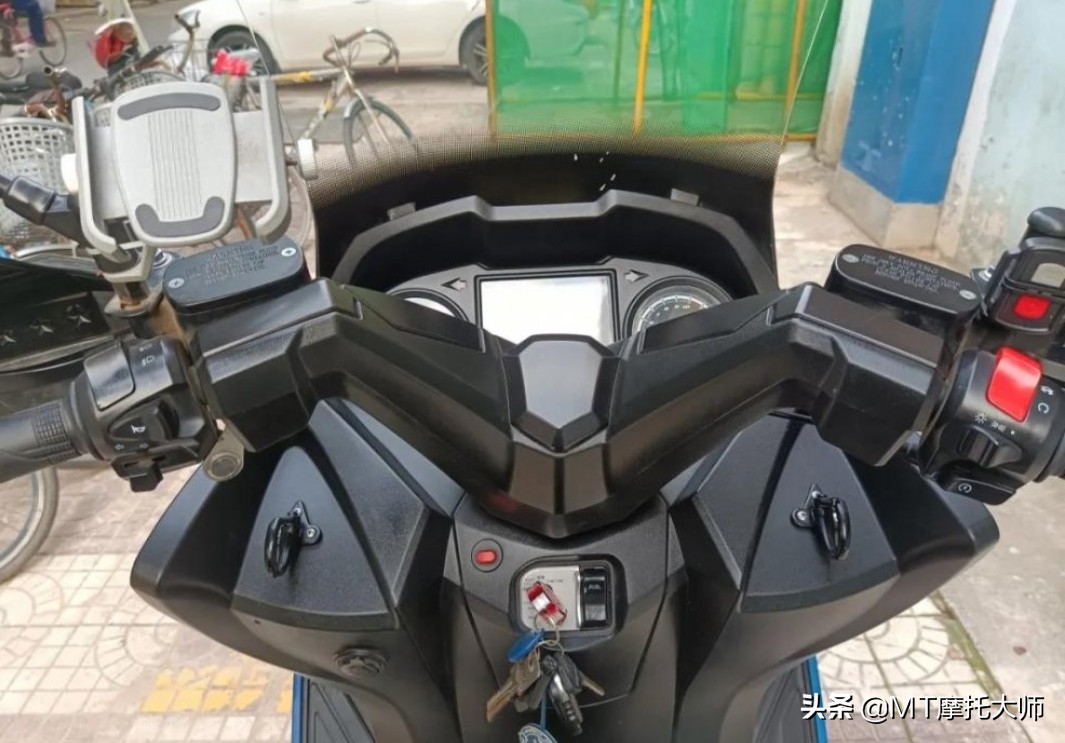 台荣探路者300用车感受,台荣探路者300新车多少钱