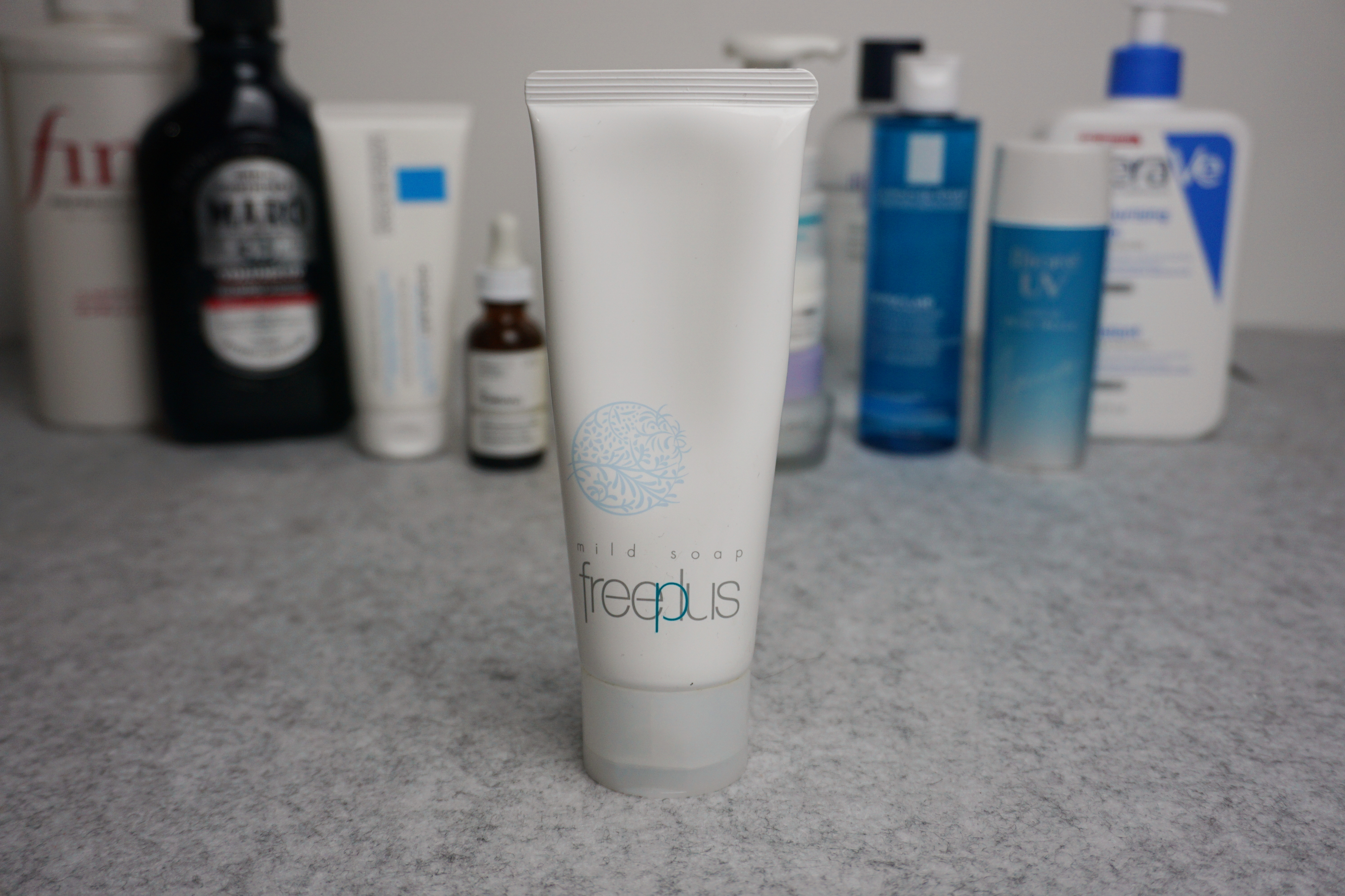 大油田男士控油补水护肤品推荐,大油田痘痘肌男士