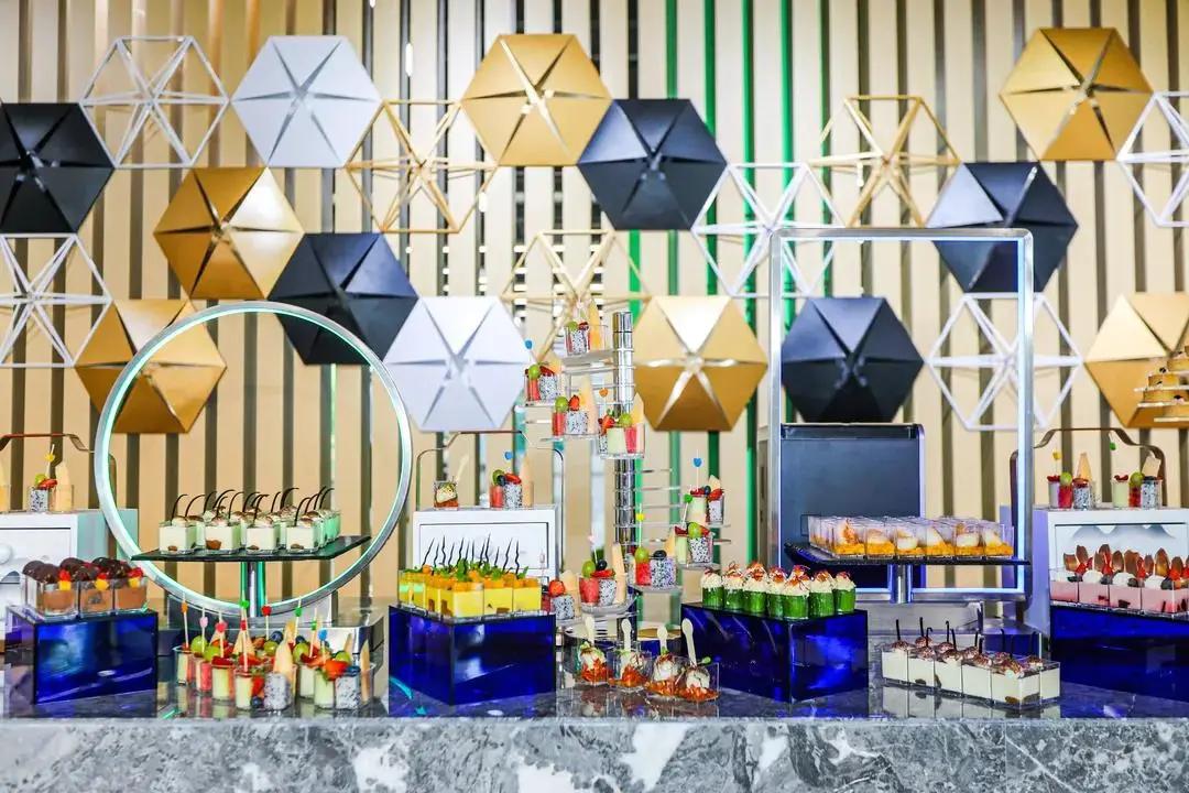 跨境电商入驻万达广场,五万平方米的购物广场