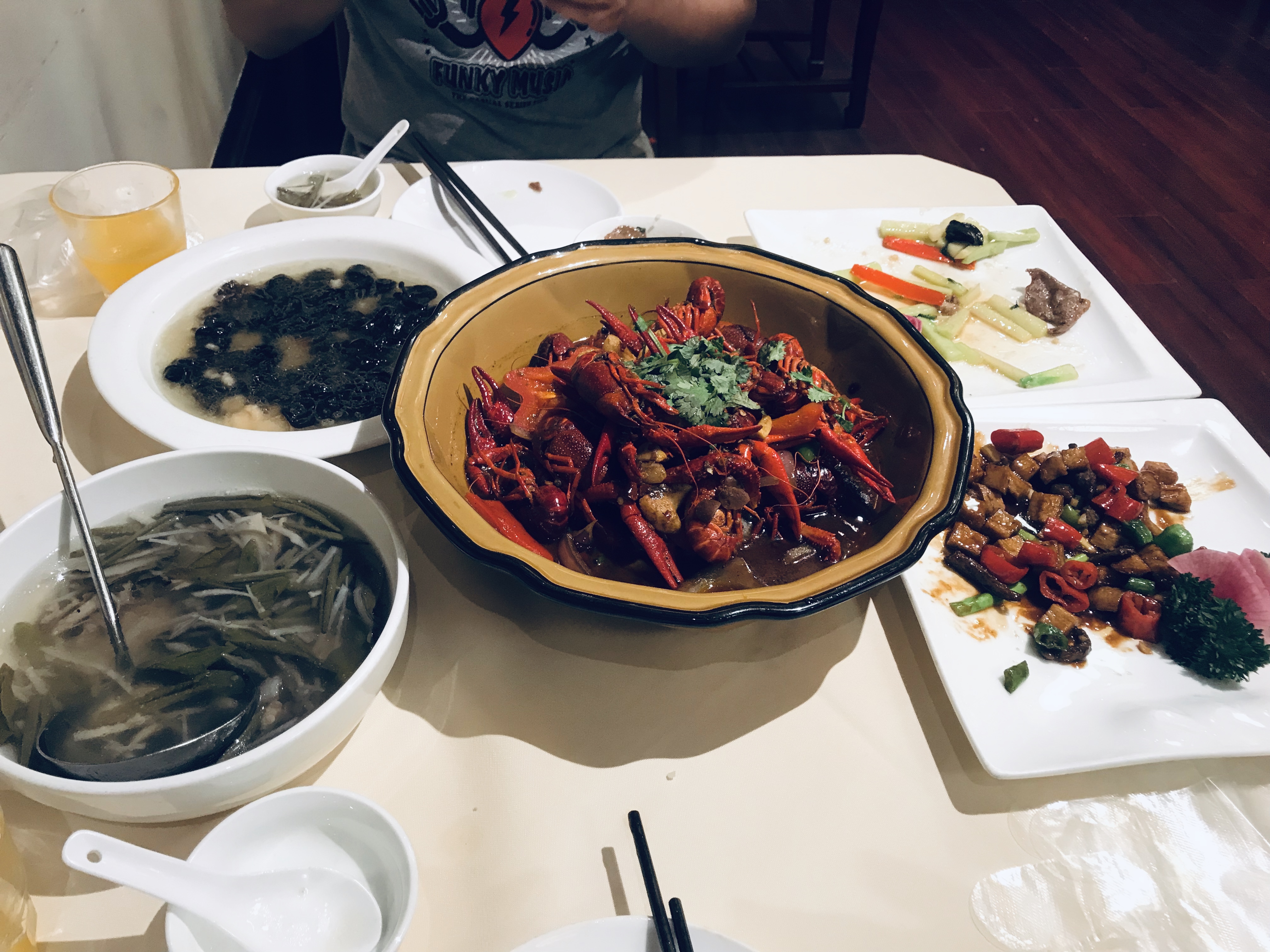 一失手买个大众赔了1万多。。。。伤透了心