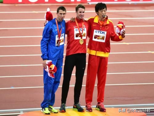 跳高运动员张国伟跳高纪录,中国跳高世界冠军张国伟跳高视频