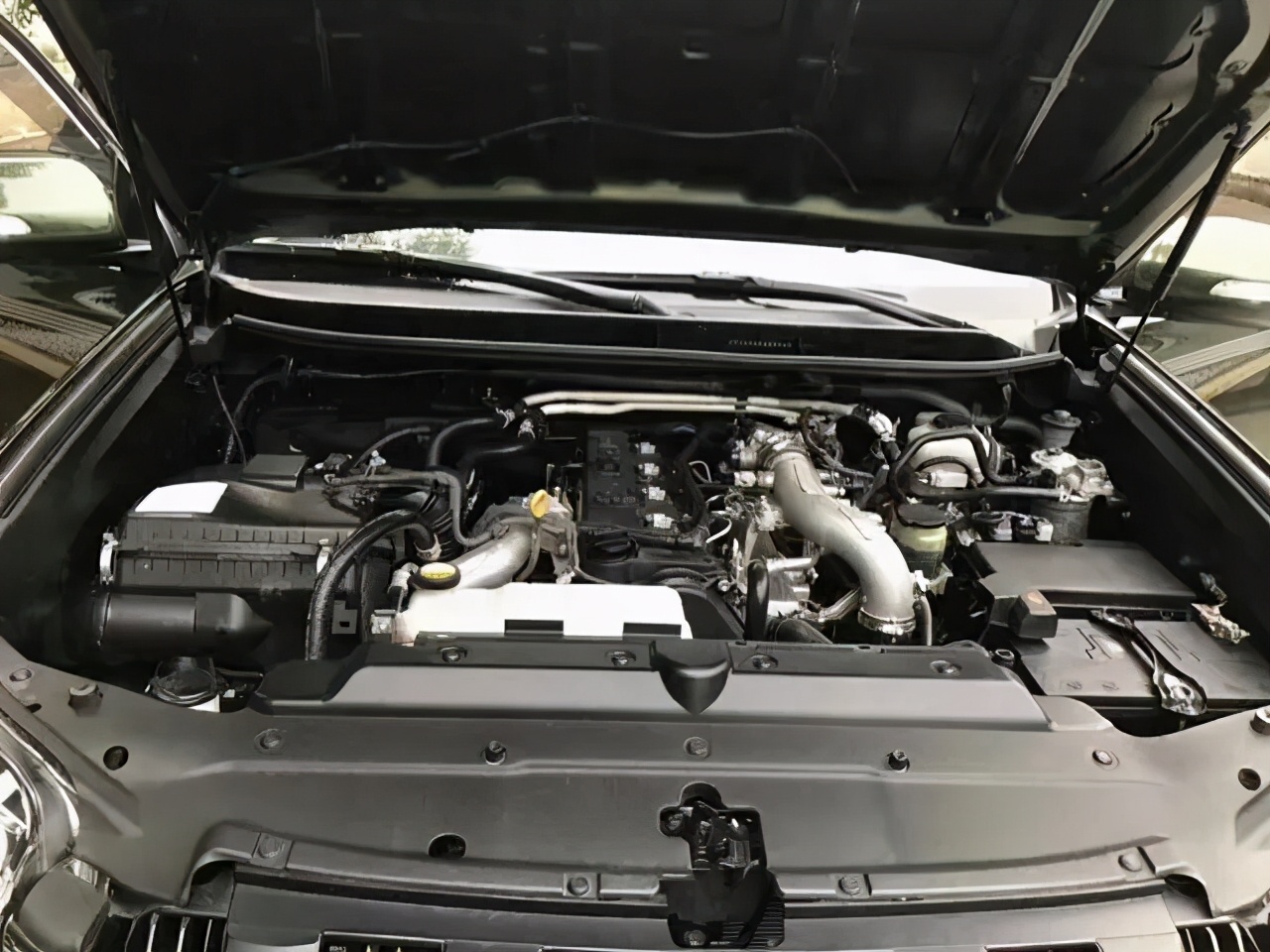 丰田霸道的越野性能有多强,丰田霸道4000真实的越野性能场景