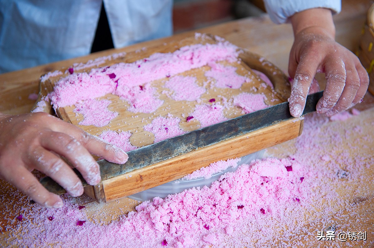 古代苏州状元必吃的糕点，只因寓意吉利，如今高考学生也抢着买